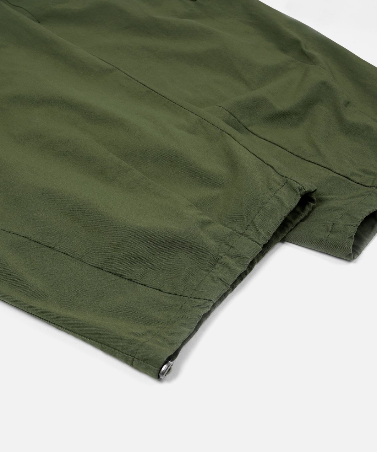 프리즘웍스(FRIZMWORKS) TWILL CARGO BALLOON PANTS _ OLIVE