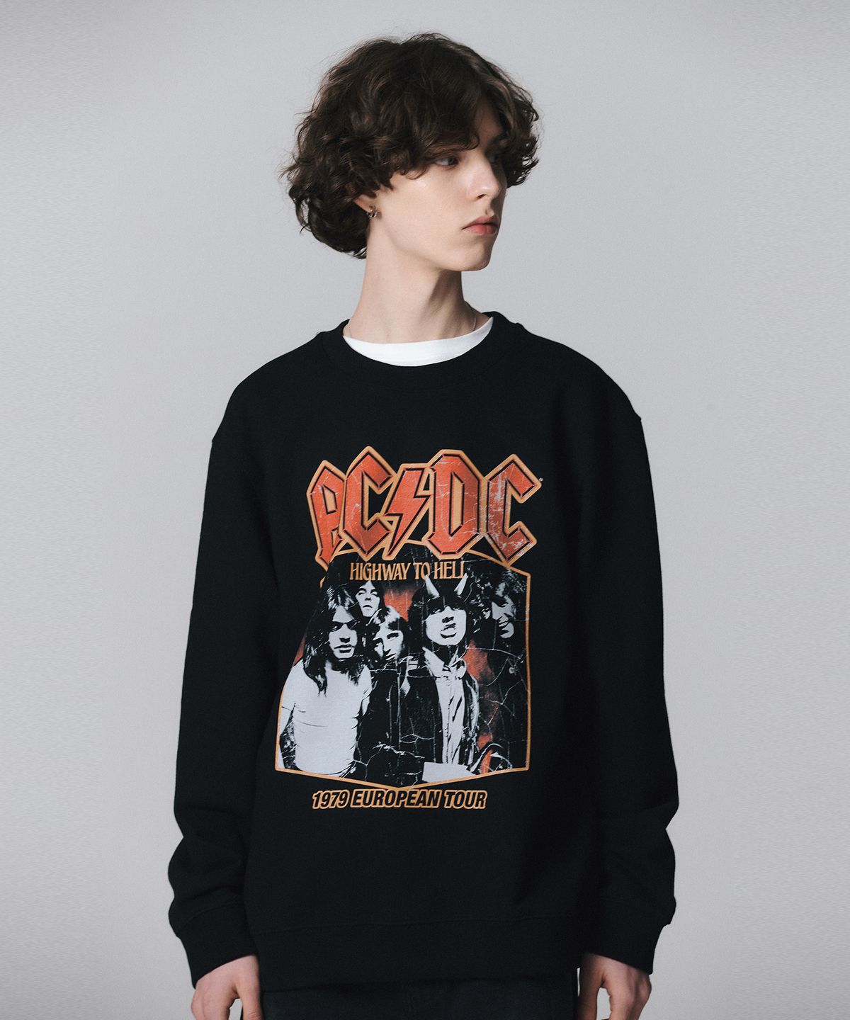 브라바도(BRAVADO) ACDC Highway To Hell Tour 79 Sweatshirt BK (BRENT2317)