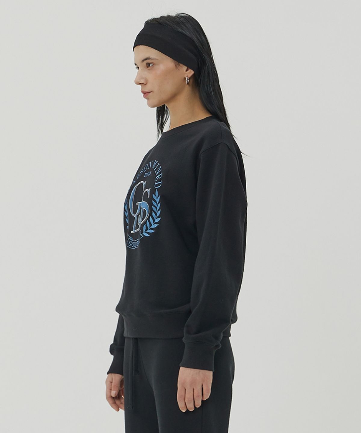 메종미네드(MAISON MINED) (W) EMBROIDERY COTTON SWEATSHIRT - BLACK