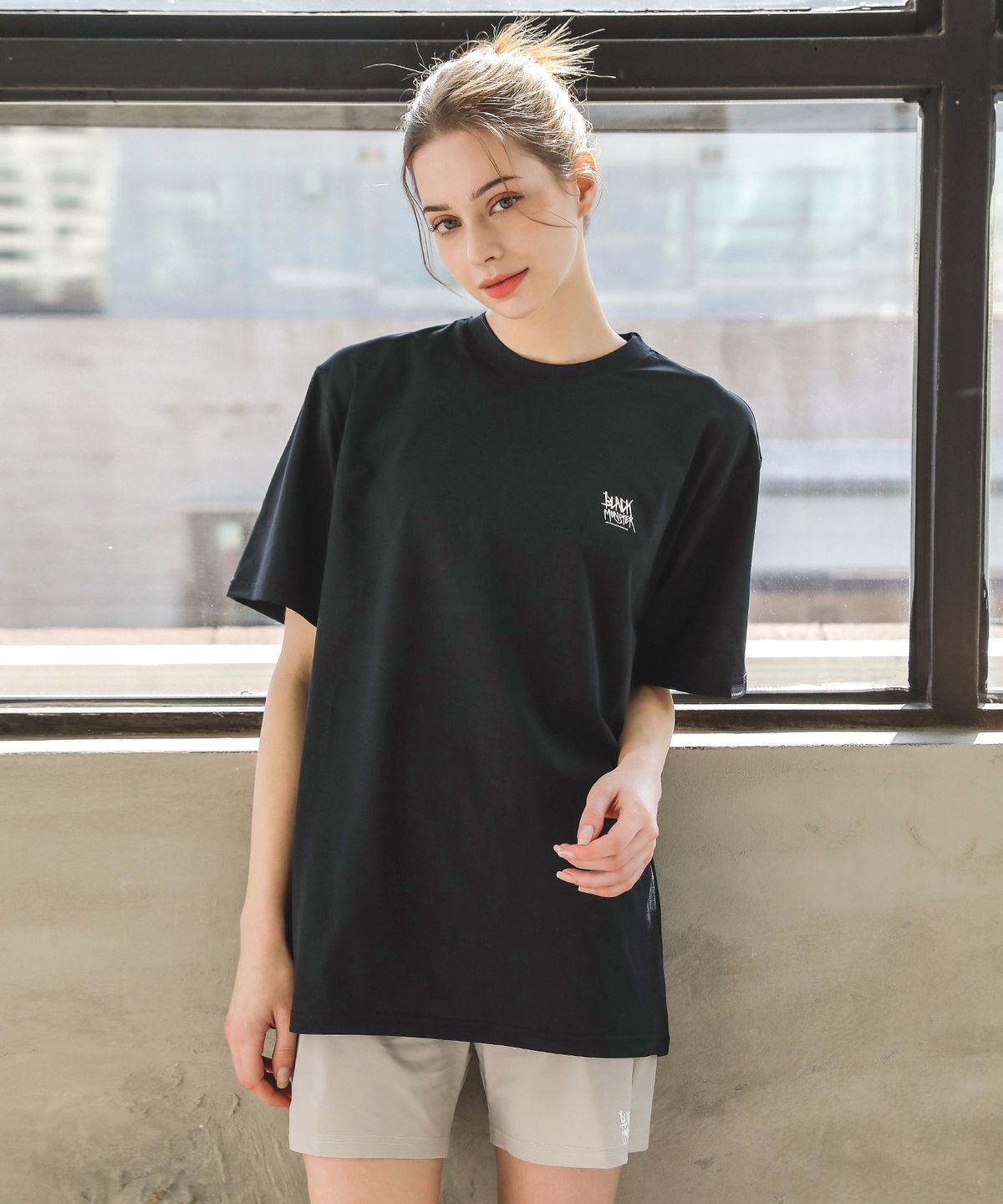 블랙몬스터핏(BLACK MONSTER FIT) 러닝 소로나  반팔 (BLACK) / BM220119