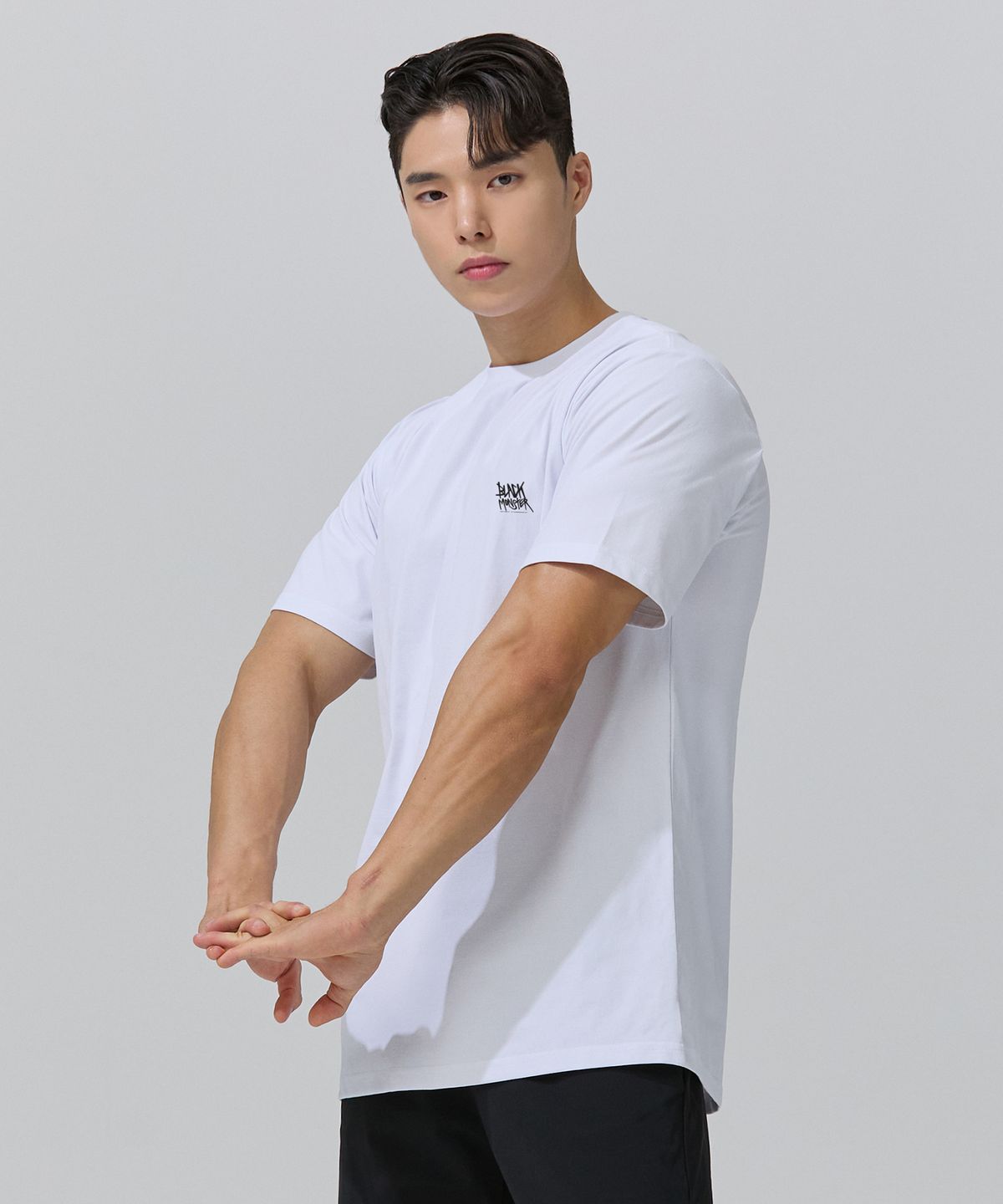블랙몬스터핏(BLACK MONSTER FIT) 러닝 소로나  반팔 (WHITE) / BM220119
