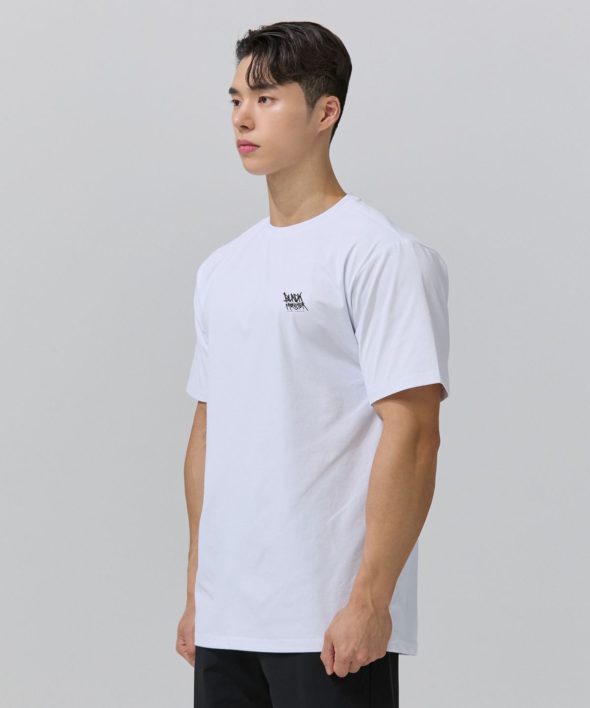 블랙몬스터핏(BLACK MONSTER FIT) 러닝 소로나  반팔 (WHITE) / BM220119