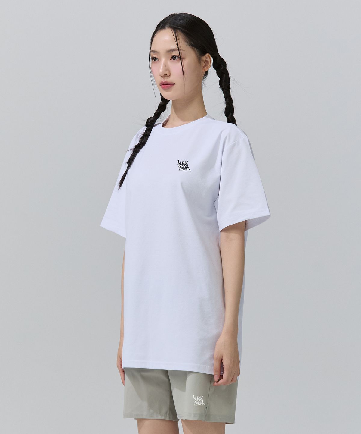 블랙몬스터핏(BLACK MONSTER FIT) 러닝 소로나  반팔 (WHITE) / BM220119