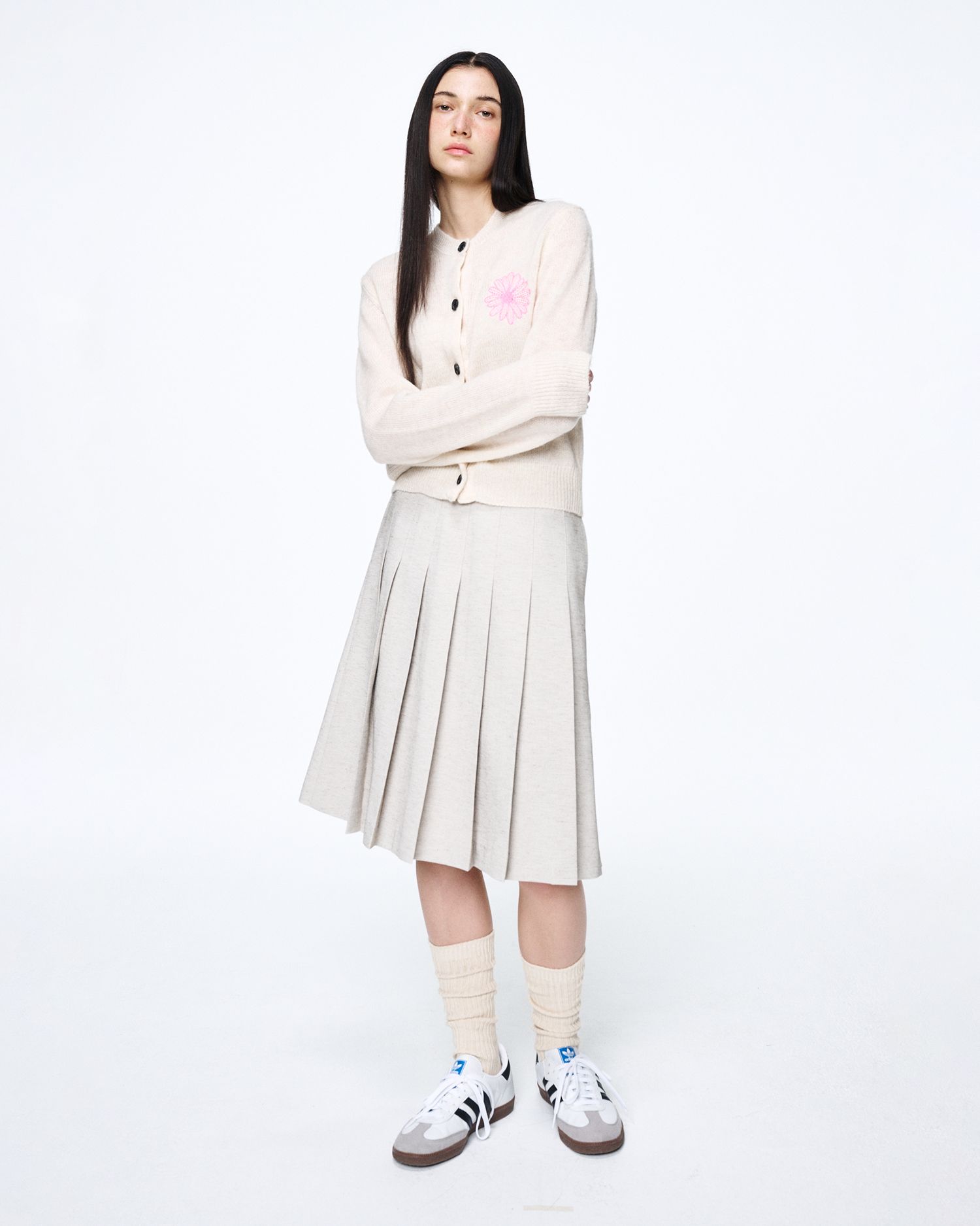 MUSINSA公式 | MARDI MERCREDI MOHAIR CARDIGAN ROUND