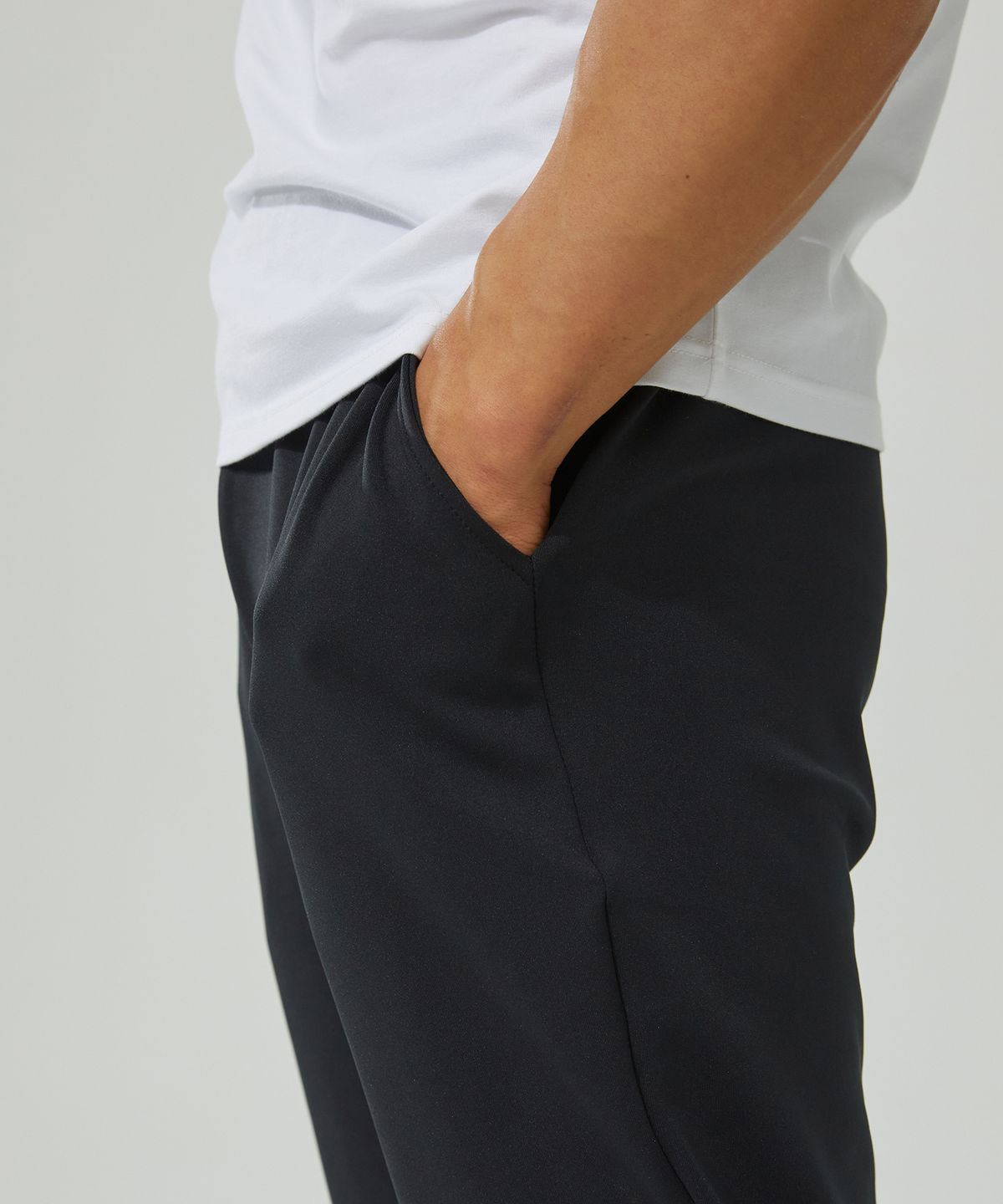 블랙몬스터핏(BLACK MONSTER FIT) 4way 트레이닝 조거팬츠 (BLACK) / BM220824