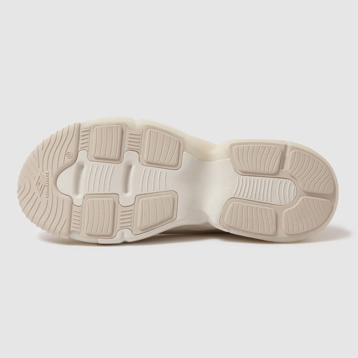 엄브로(UMBRO) BIGTER (빅터) 베이지 (UO123CTP30)