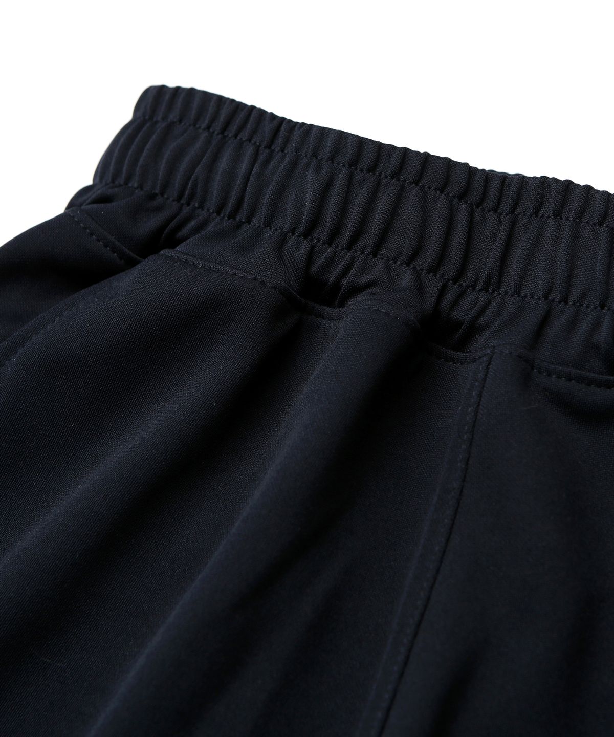 블랙몬스터핏(BLACK MONSTER FIT) 블랙 실버 레터링 니트 숏 팬츠 (NAVY) / BM190403