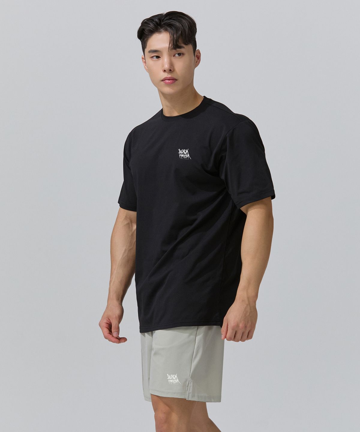 블랙몬스터핏(BLACK MONSTER FIT) 쿨링 트리코트 숏 팬츠 (LIGHT BEIGE) / BM220120