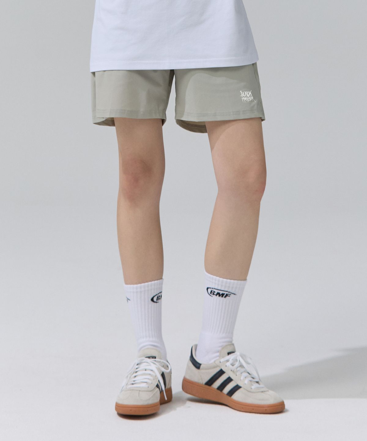 블랙몬스터핏(BLACK MONSTER FIT) 쿨링 트리코트 숏 팬츠 (LIGHT BEIGE) / BM220120