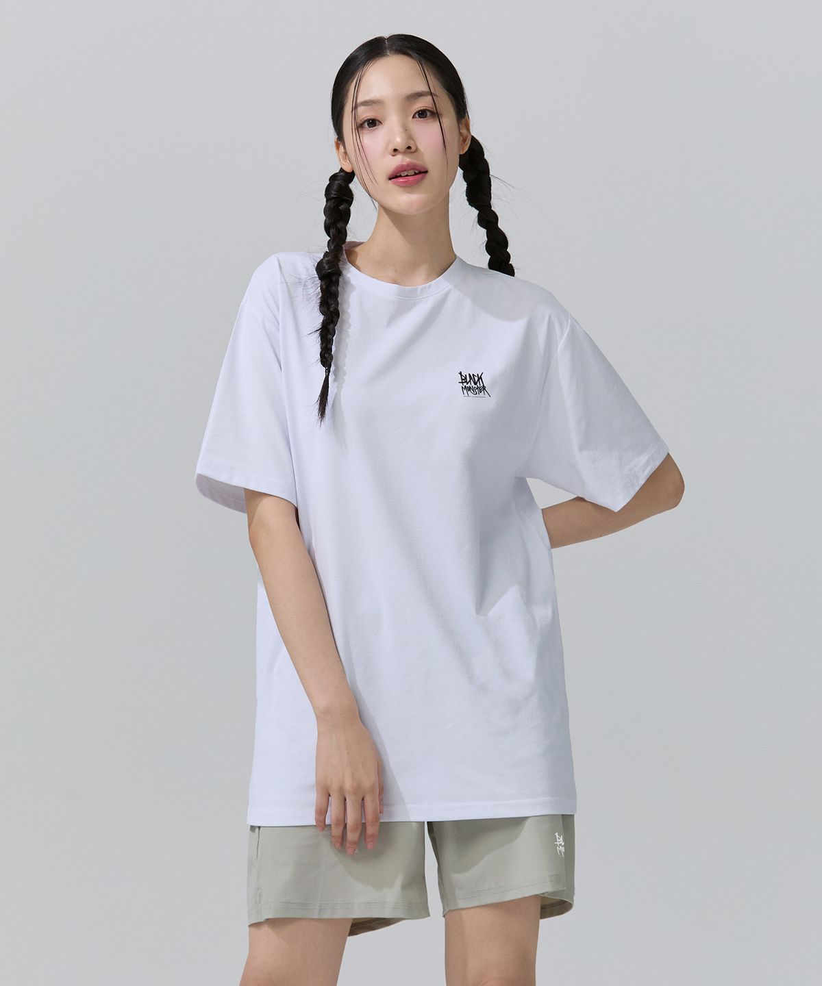 블랙몬스터핏(BLACK MONSTER FIT) 쿨링 트리코트 숏 팬츠 (LIGHT BEIGE) / BM220120