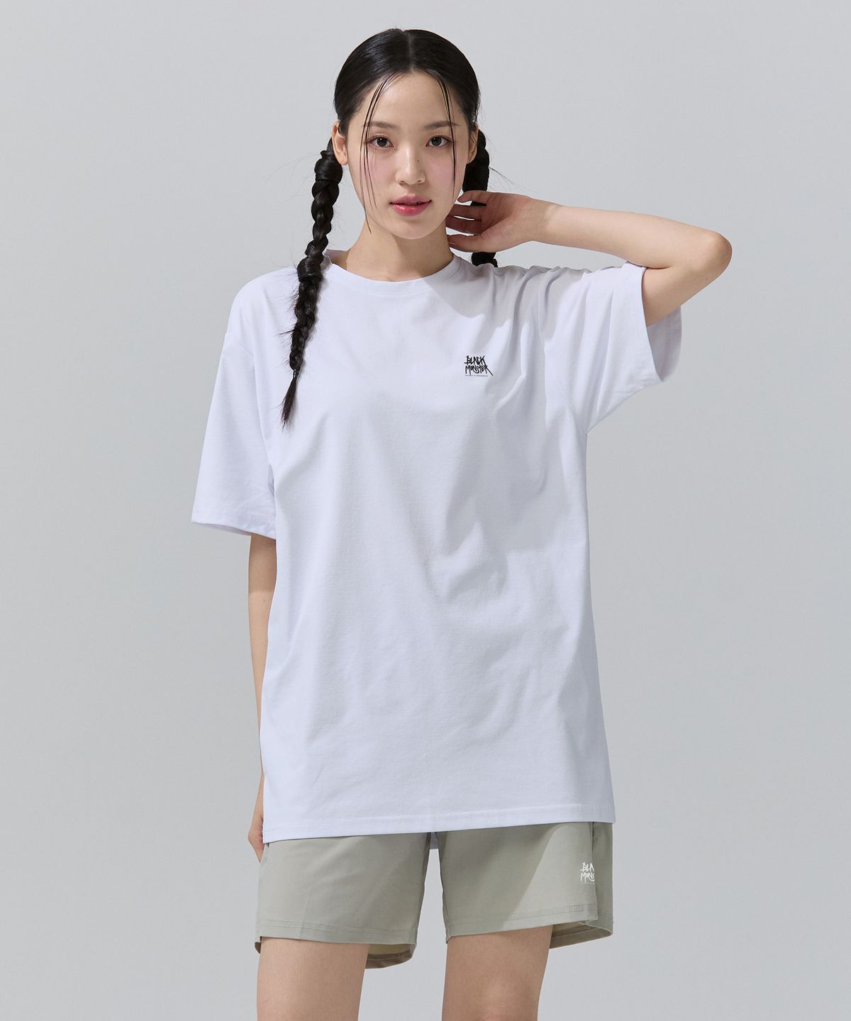 블랙몬스터핏(BLACK MONSTER FIT) 쿨링 트리코트 숏 팬츠 (LIGHT BEIGE) / BM220120