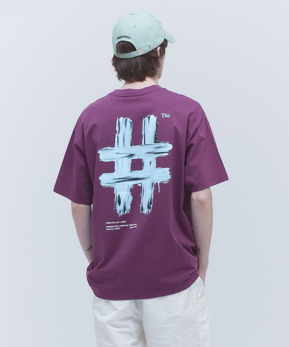 빈트릴(BEENTRILL) 뉴 페인팅 해시태그 오버핏 반팔 티셔츠(퍼플)