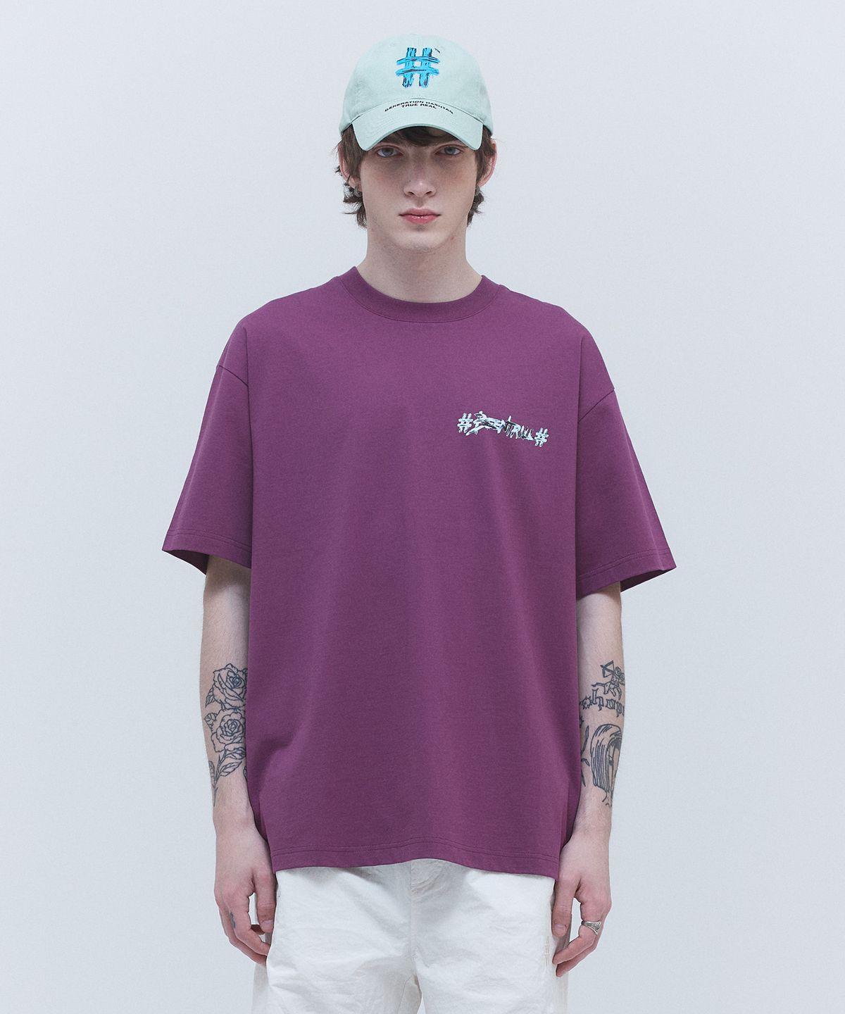 빈트릴(BEENTRILL) 뉴 페인팅 해시태그 오버핏 반팔 티셔츠(퍼플)