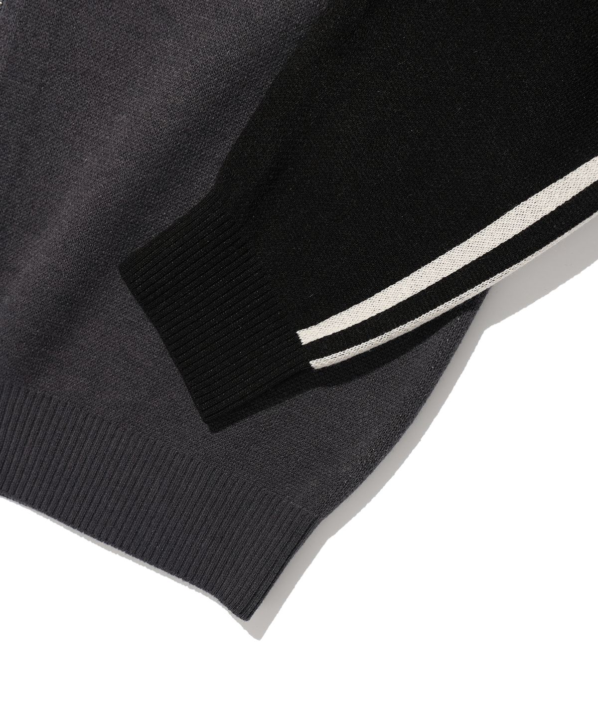 피지컬 디파트먼트(PHYSICAL DEPARTMENT) COLOR BLOCK HIGH NECK CARDIGAN BLACK