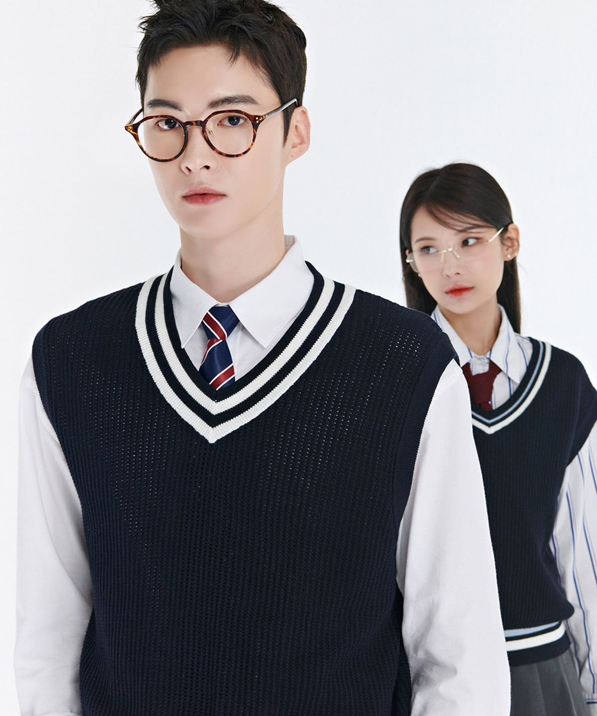 체이스컬트(CHASECULT) 남성 배색 브이넥 베스트-CARK7311B04