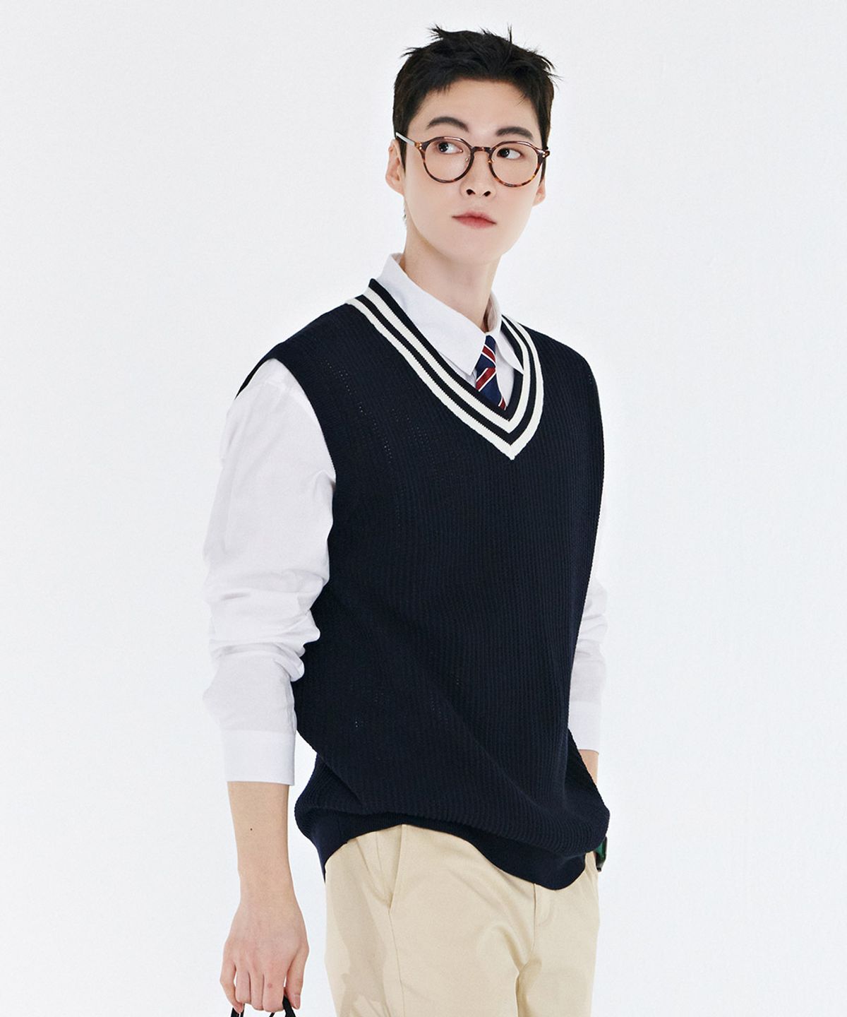 체이스컬트(CHASECULT) 남성 배색 브이넥 베스트-CARK7311B04