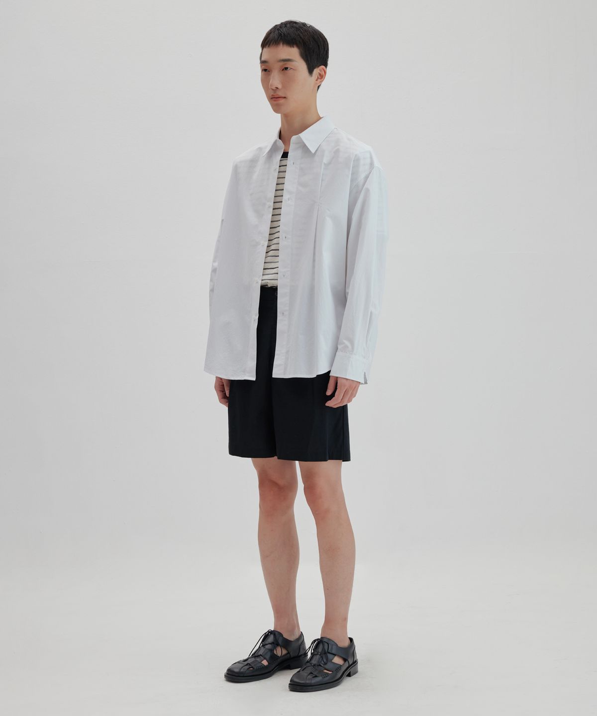 넌블랭크(NONBLANK) 플리츠 포인트 셔츠_WHITE