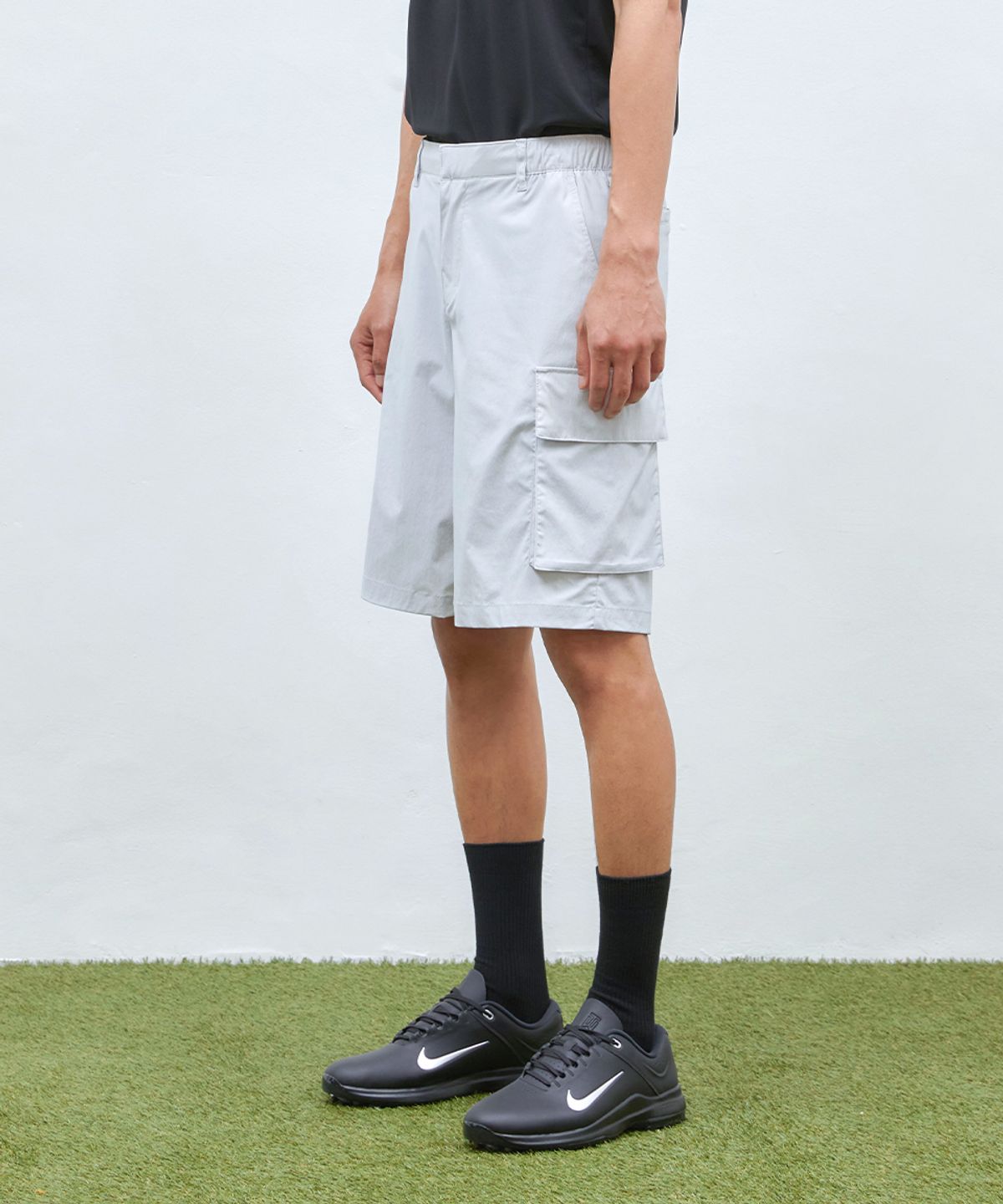 무신사 스탠다드 스포츠(MUSINSA STANDARD SPORTS) 무브라이트 버뮤다 카고 쇼츠 (2color)