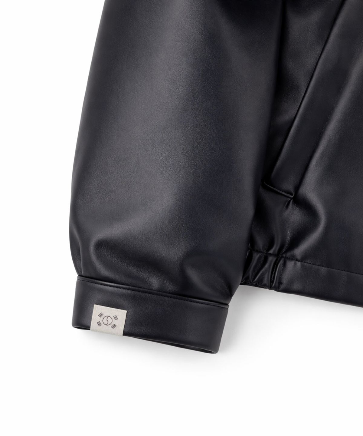 랑가주망(LENGAGEMENT) 포 레더  숏 블루종 [FAKE LEATHER]
