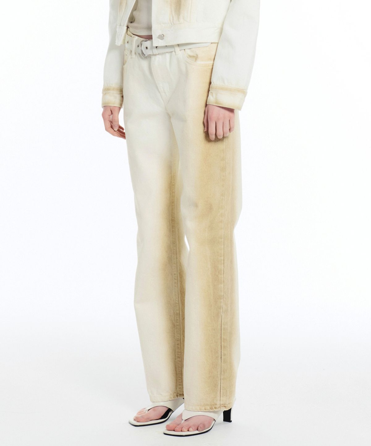 세릭(CERRIC) BRUSH DYEING DENIM PANTS / IVORY
