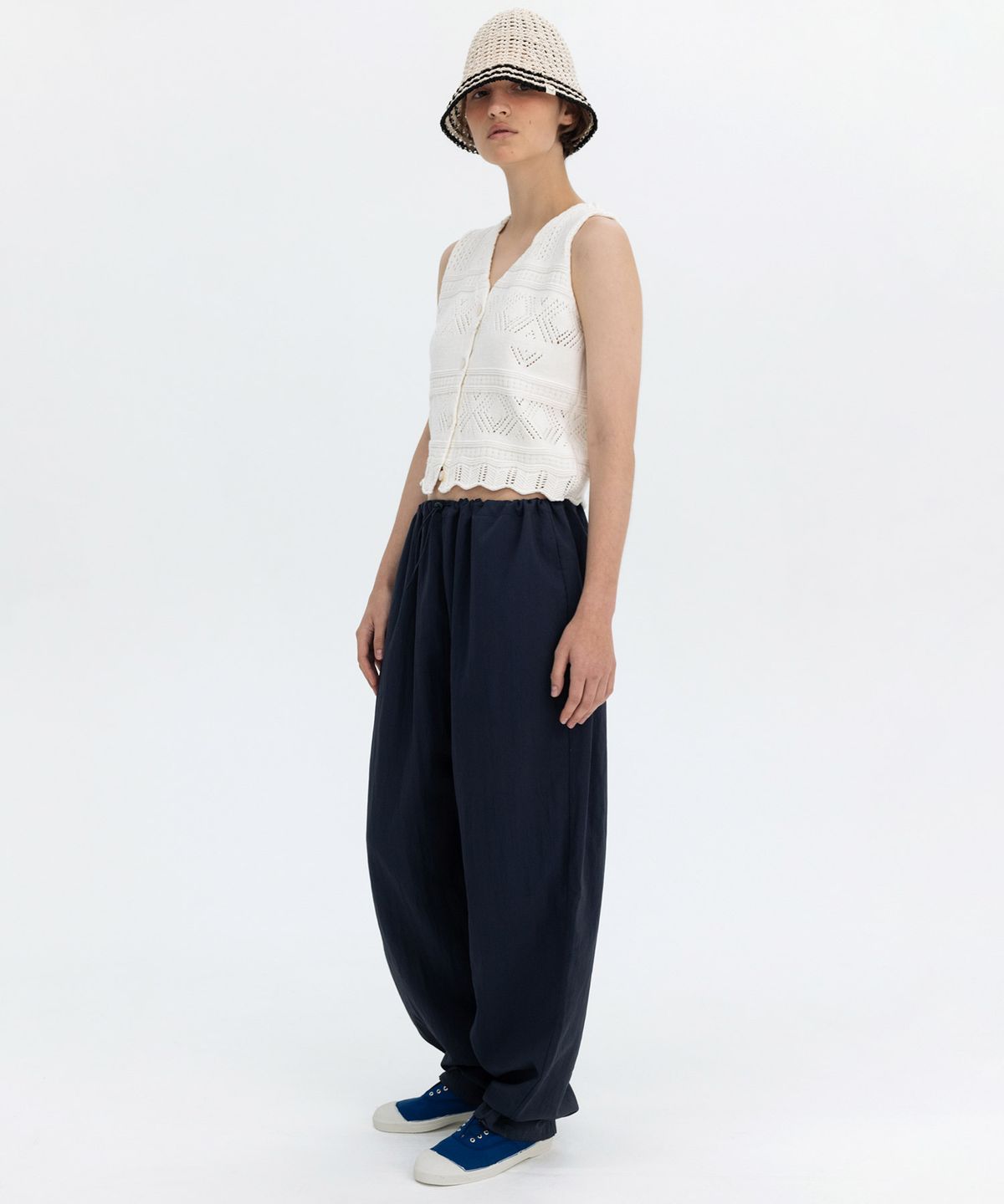 벤시몽(BENSIMON) CROCHET KNIT SLEEVELESS - IVORY