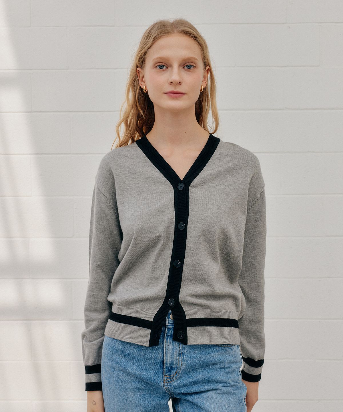 엽페(YUPPE) COLOR CARDIGAN_GRAY BLACK