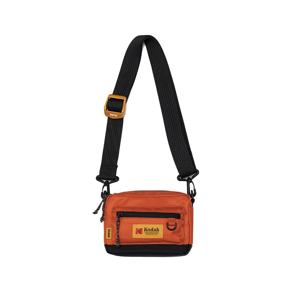 MUSINSA公式 | KODAK エッセンシャルスクエアミニクロスバッグ ORANGE