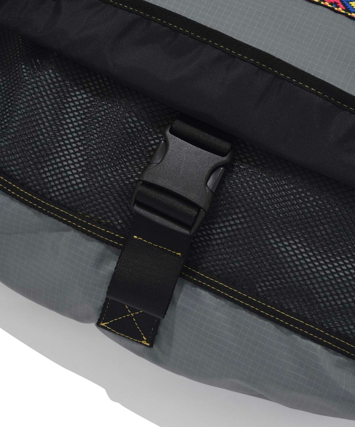 리트리버클럽(RETRIEVER CLUB) RC X FP AZTEC TRIBAL MESSENGER BAG [GRAY]