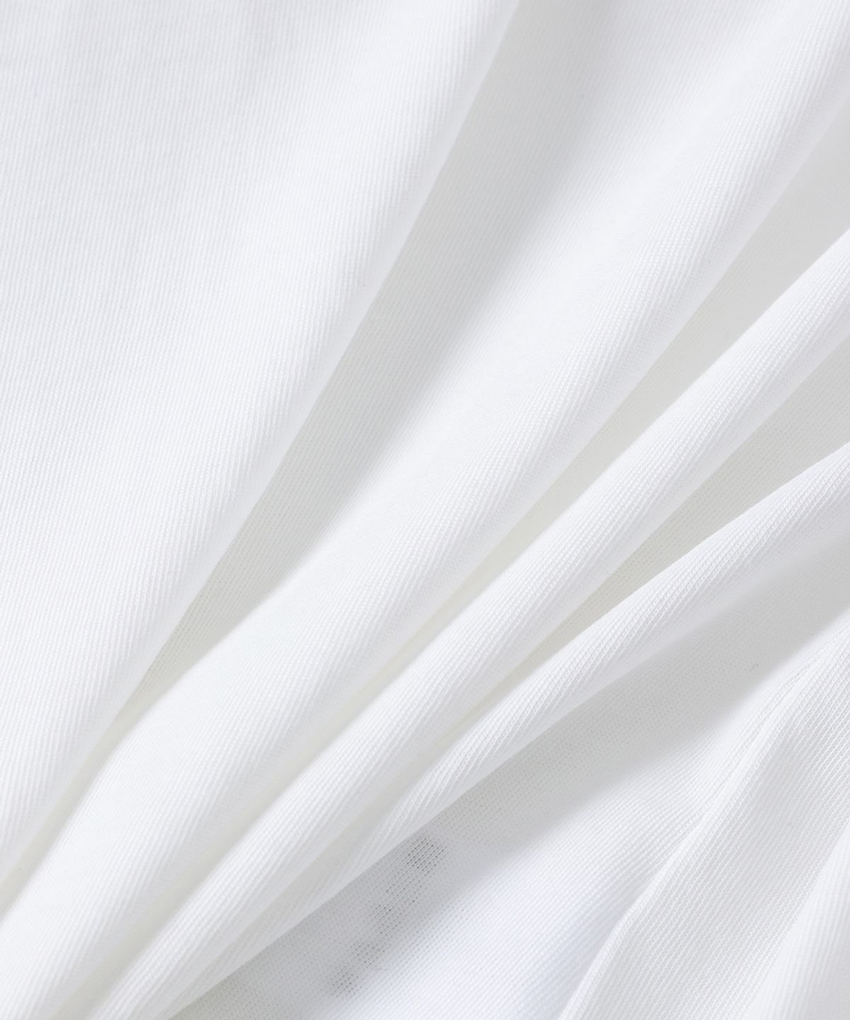 노이어(NOIRER) 실키 블렌디드 U넥 티셔츠 (화이트)
