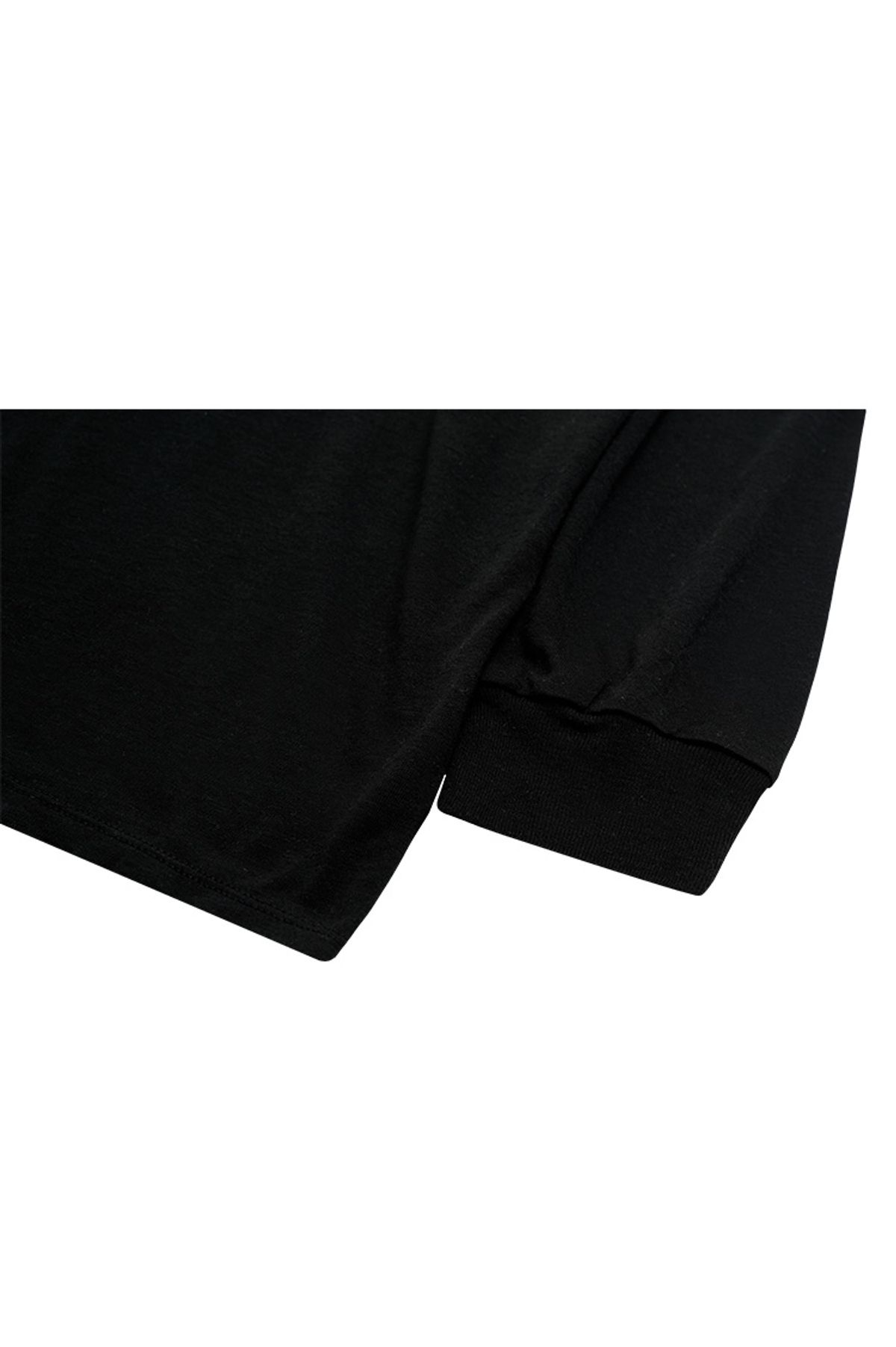 인터레스트(INTEREST) INTEREST LOGO WOOL LONG SLEEVE _BLACK