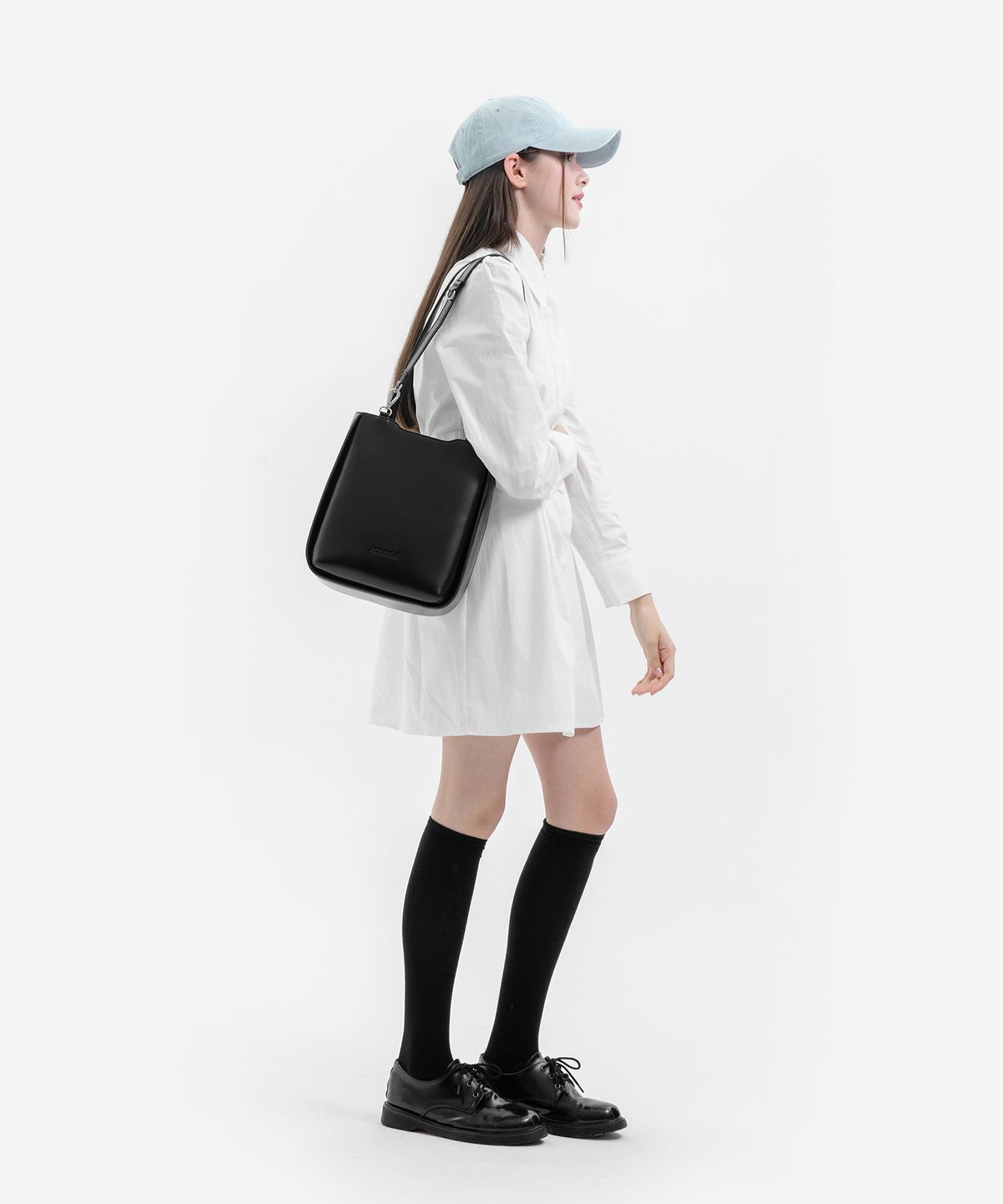 소노리얼(SONORIAL) Cloche bag - 클로슈백 톨 블랙
