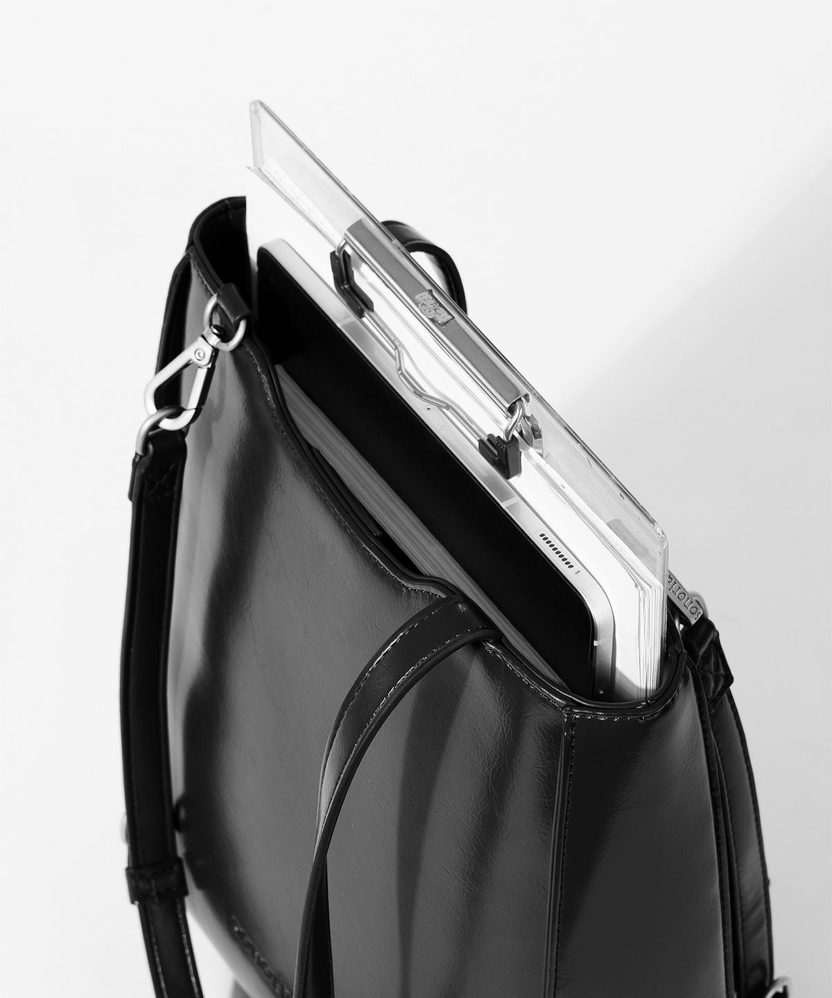 소노리얼(SONORIAL) Cloche bag - 클로슈백 톨 블랙