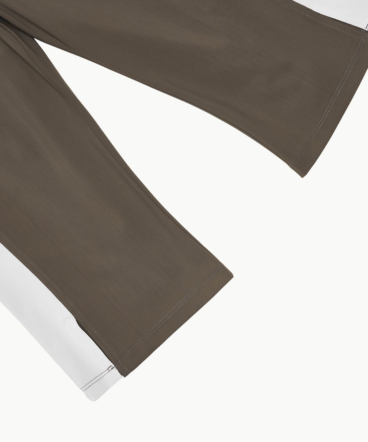 아모멘토(AMOMENTO) COLOR BLOCKED BIKER SHORTS_BROWN