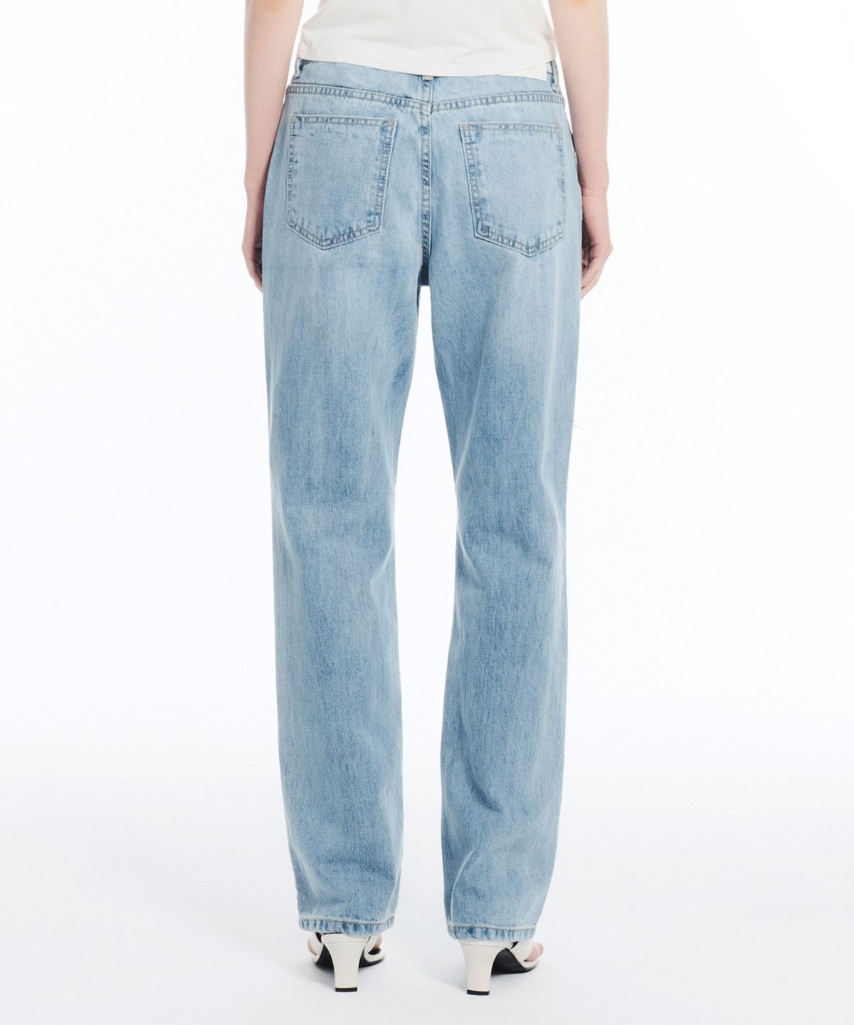세릭(CERRIC) FLOWER LACE PATCH JEANS / BLUE