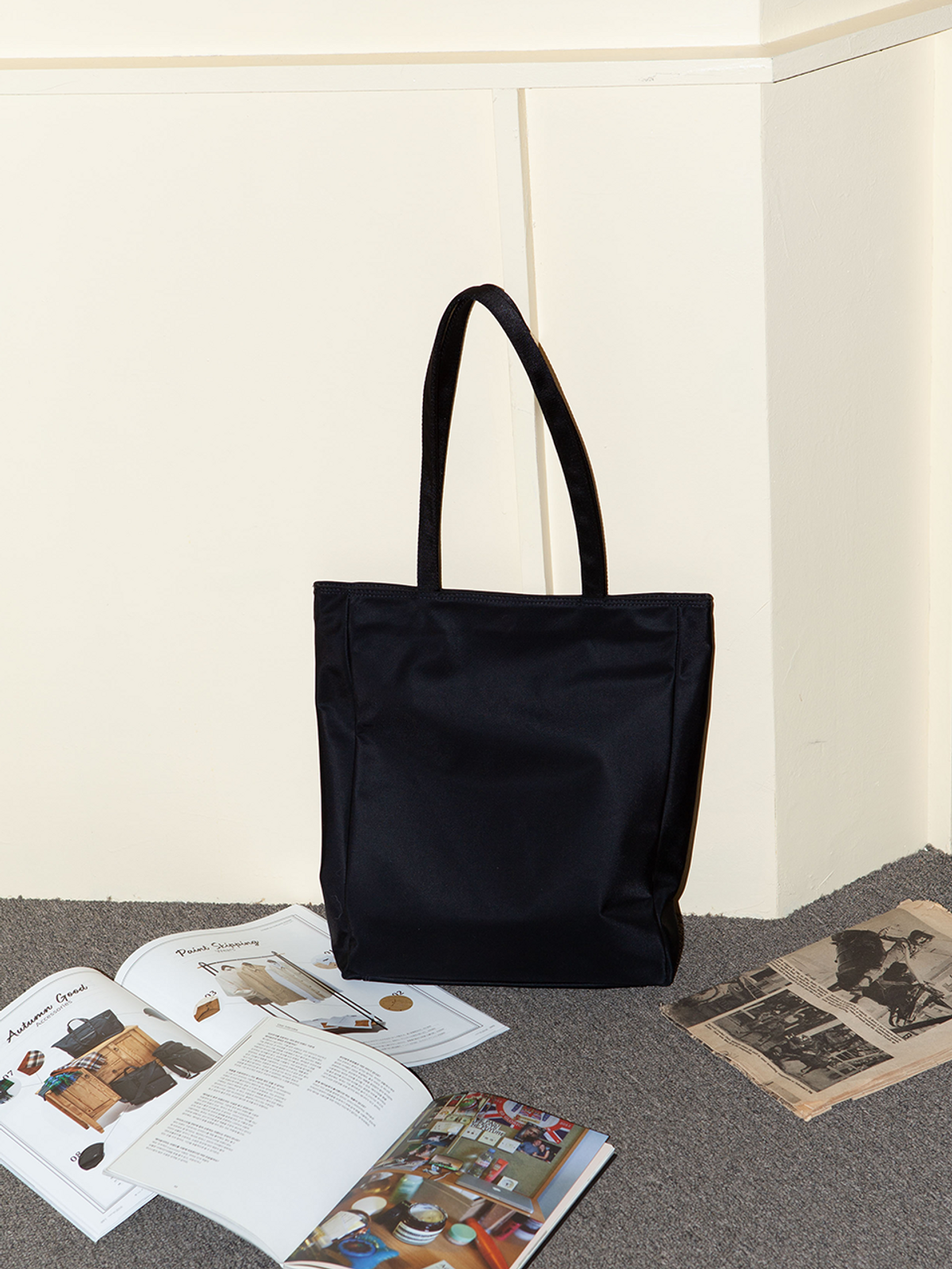 아이띵소(ITHINKSO) BRIEF SHOULDER 브리프 숄더
