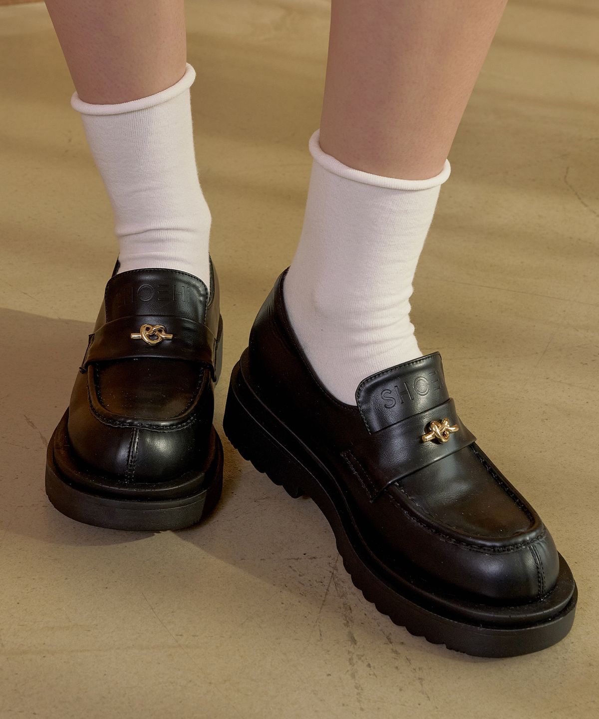 슈하이(SHOEHI) 아이브 로퍼 L2526(3Colors)