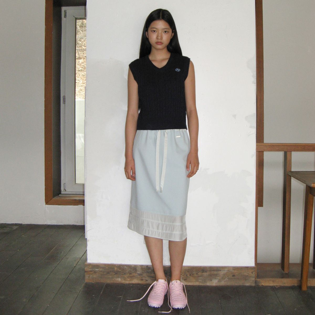 시눈(SINOON) FISHER SLIT CABLE KNIT VEST (NAVY)