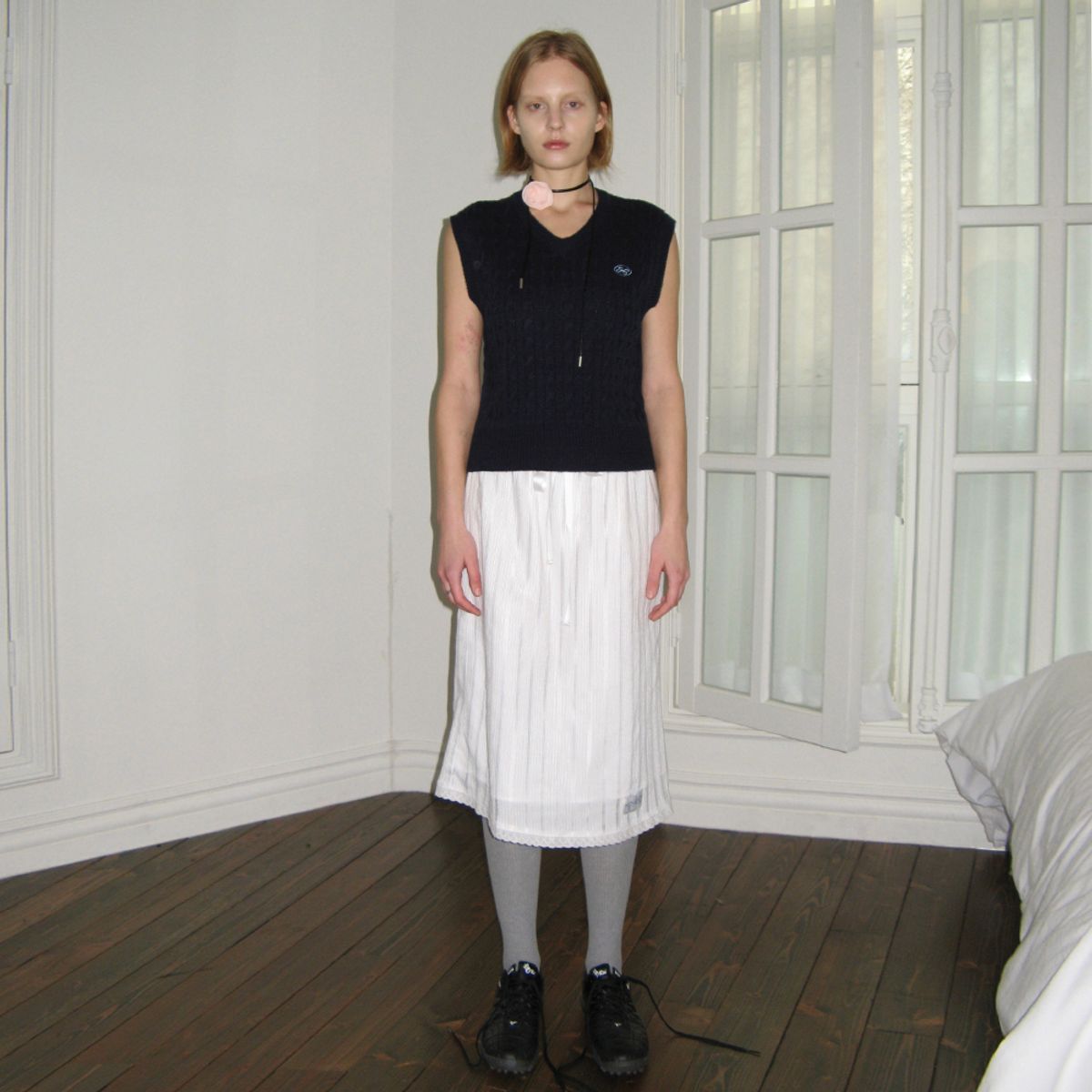 시눈(SINOON) FISHER SLIT CABLE KNIT VEST (NAVY)