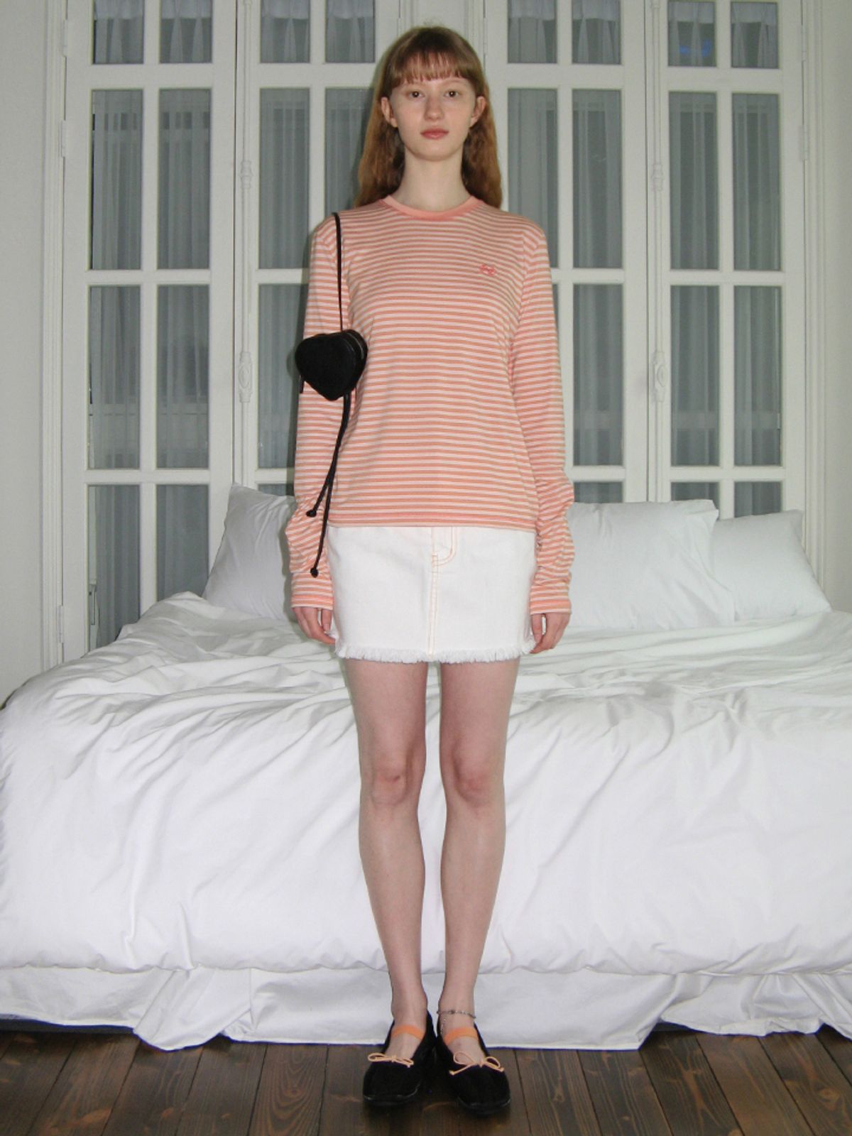 시눈(SINOON) DENIM MINI SKIRT (OFF WHITE)