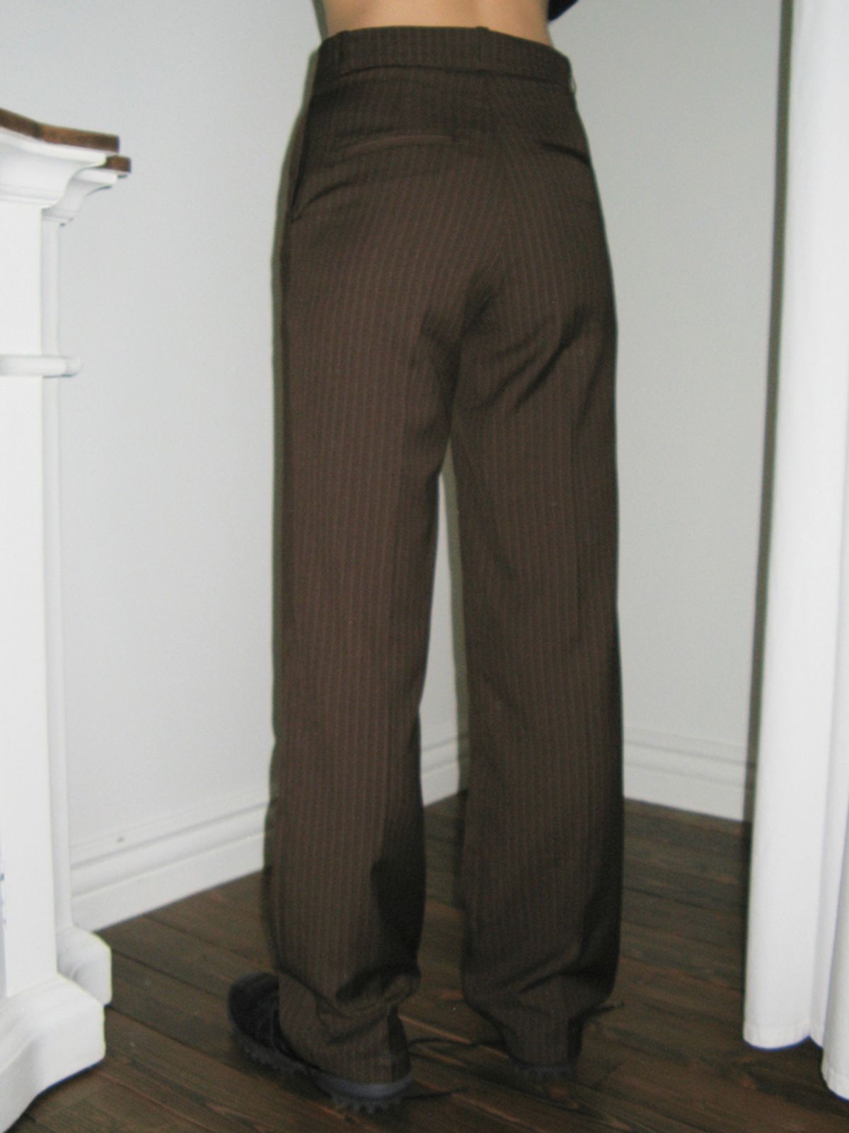 시눈(SINOON) HERRINGBONE STRIPE PANTS (BROWN)