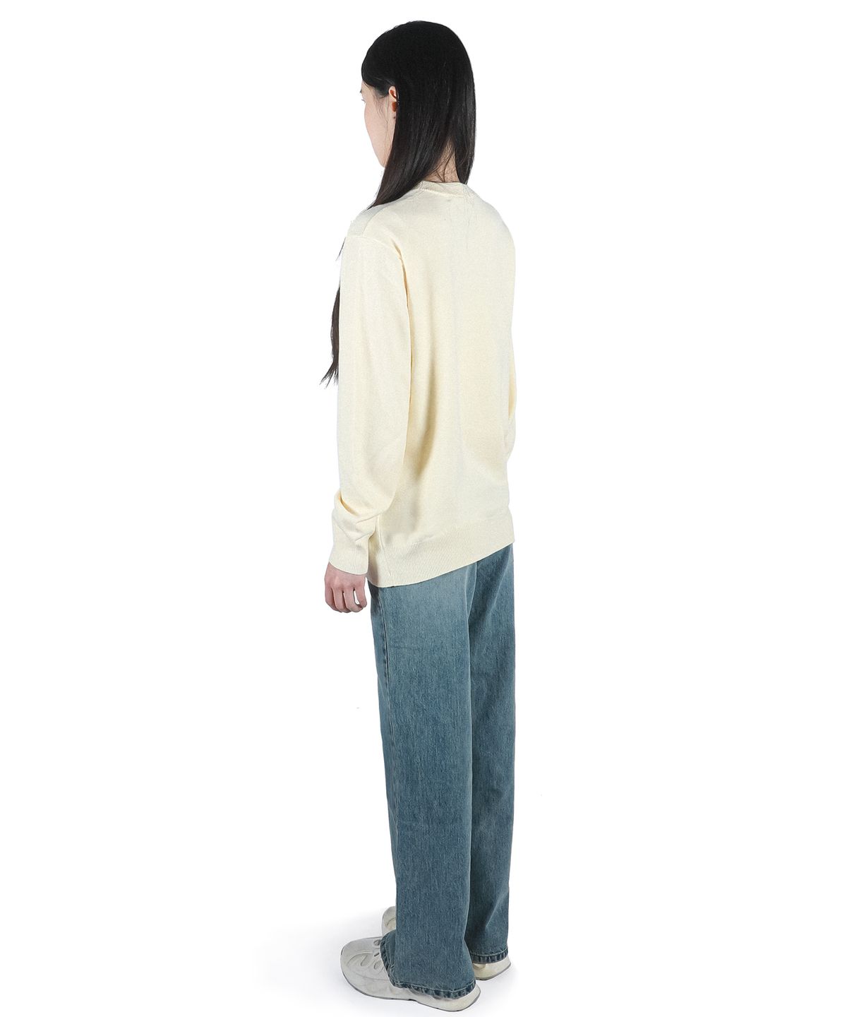 씨웨어 바이 더 지니어스(C WEAR BY THE GENIUS) 소프트 크루넥 니트 아이보리