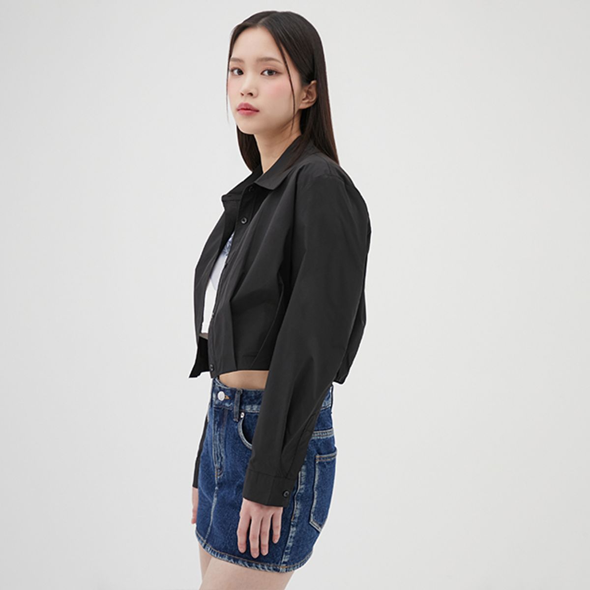 랩(LAP) 밑단턱 크랍셔츠 블라우스 AQ1WBM69