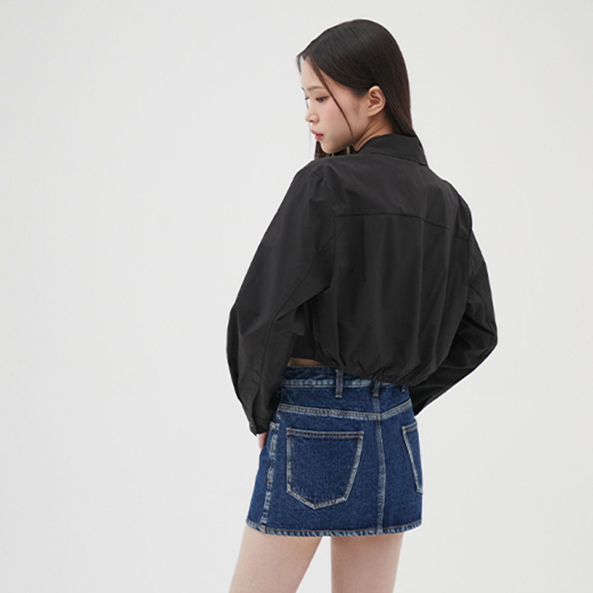 랩(LAP) 밑단턱 크랍셔츠 블라우스 AQ1WBM69