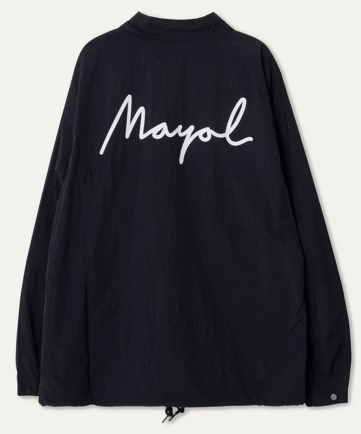 마욜(MAYOL) 레터링 프린트 코치 점퍼_블랙