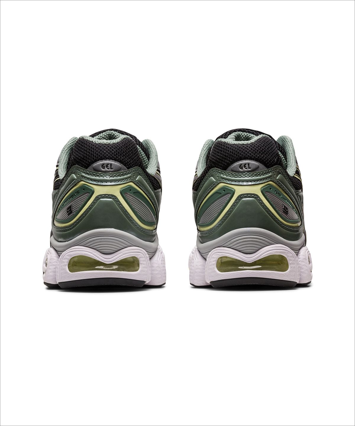 아식스(ASICS) 젤-님버스 9 - 블랙:퓨어 실버 / 1201A424-004
