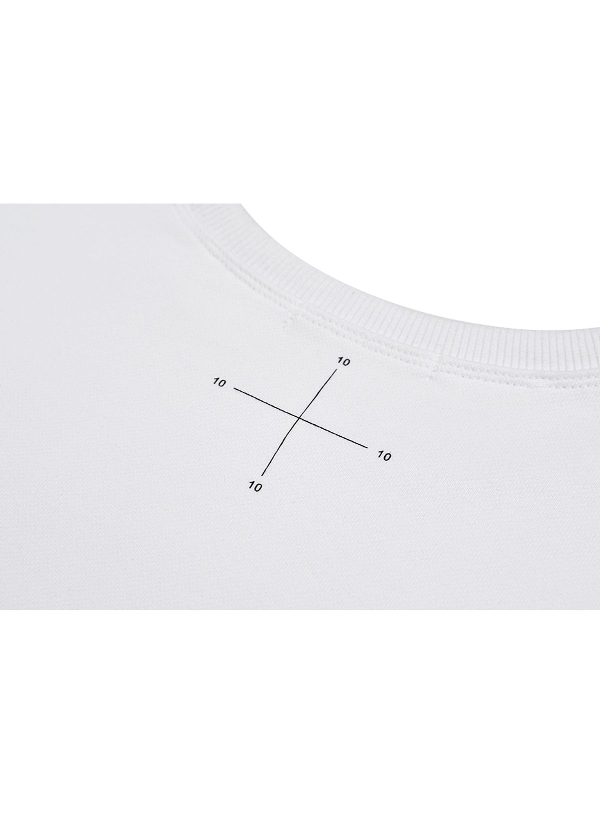 인터레스트(INTEREST) INTEREST LOGO CROP MTM_WHITE