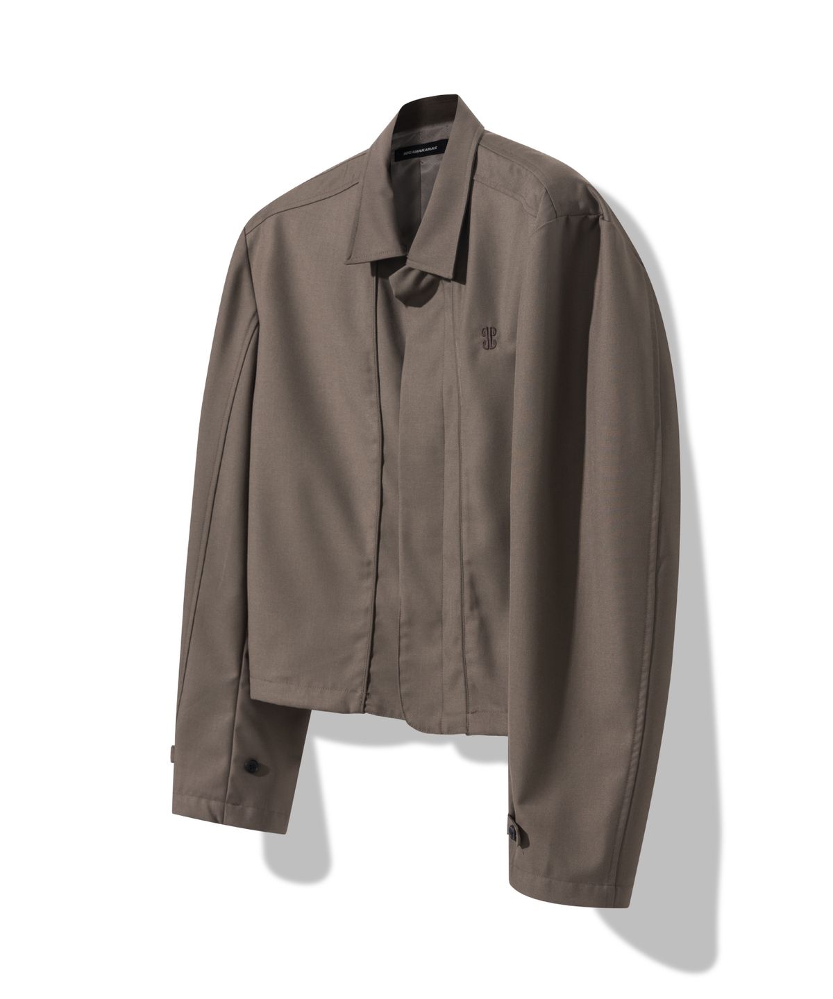 이우가마카라스(IUGAMAKARAS) Hem Button Crop Jacket (Brown)