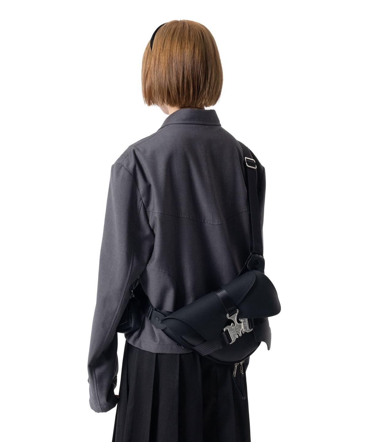 이우가마카라스(IUGAMAKARAS) Hem Button Crop Jacket (Gray)