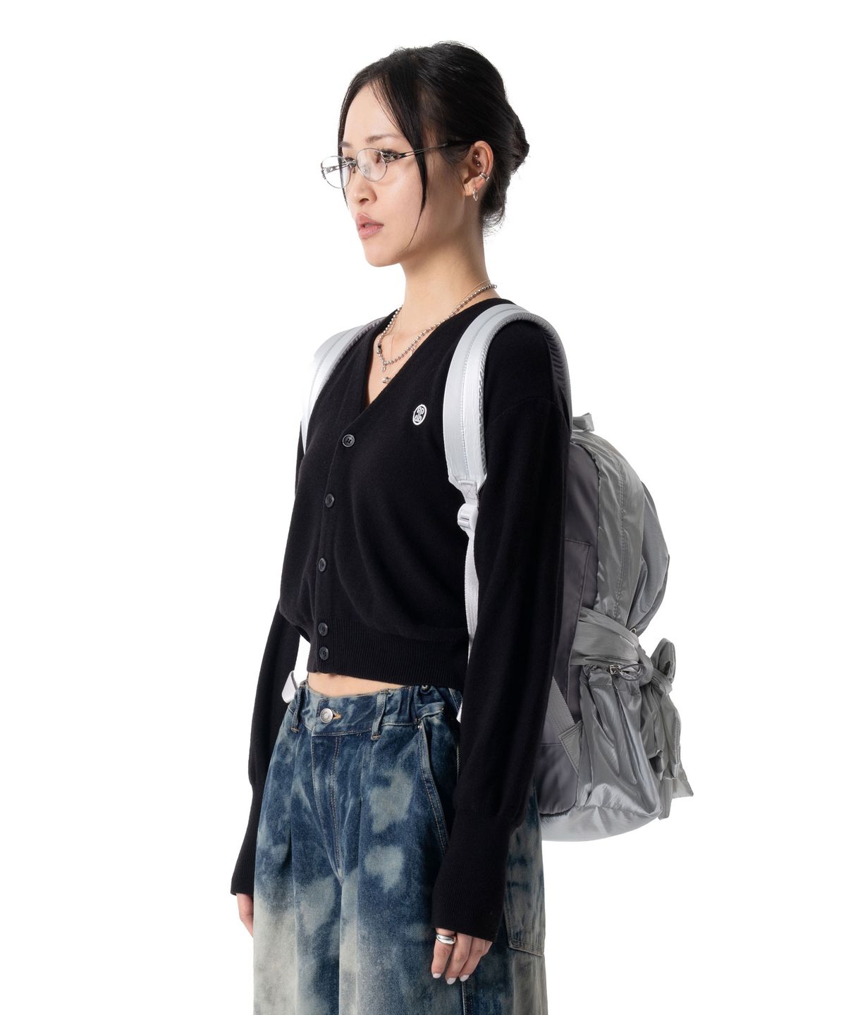 이우가마카라스(IUGAMAKARAS) Short Wappen Cardigan (Black)
