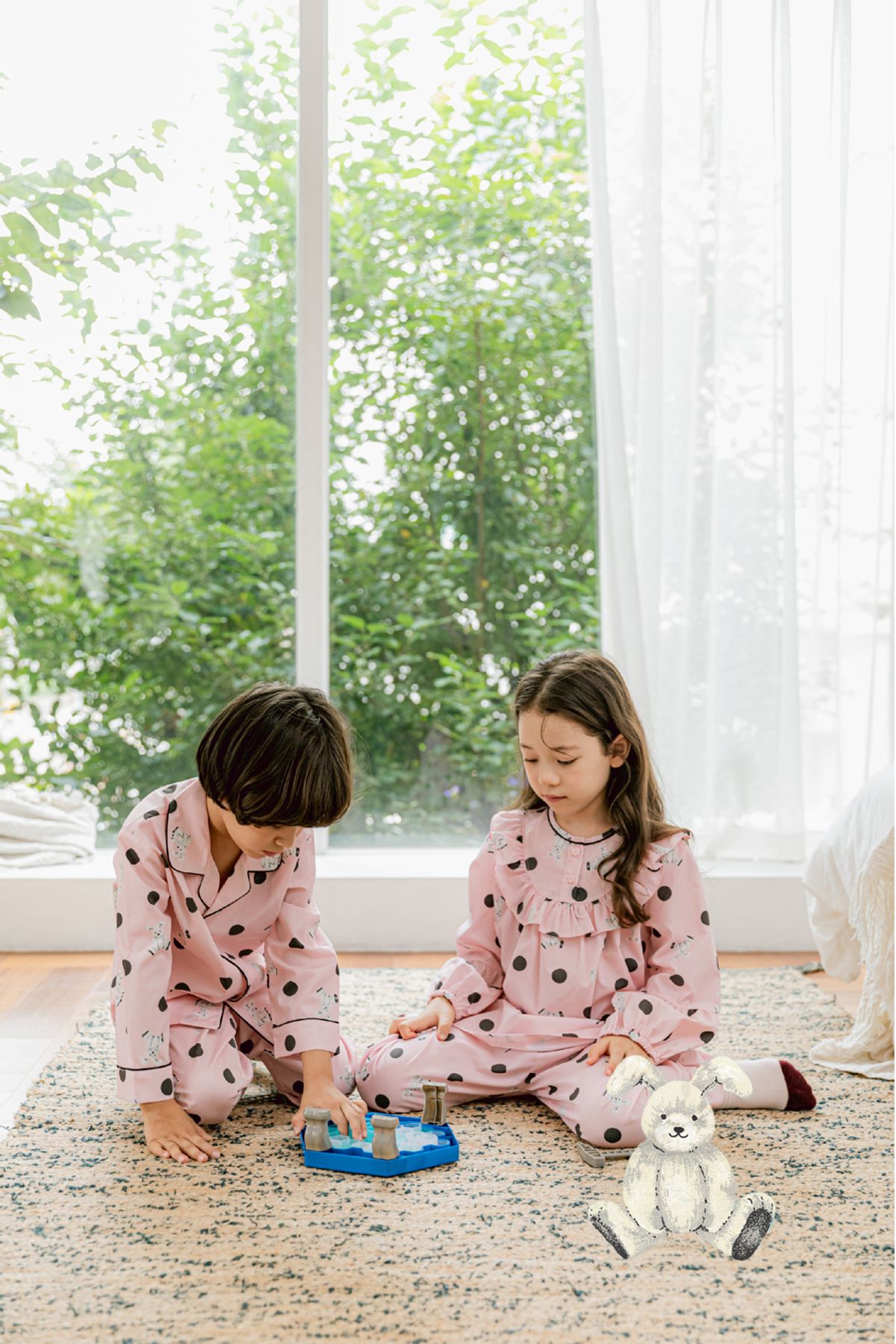 루루삐에르(LOULOU PIERRE) 도트 래빗 여아 파자마